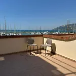 Marina View *