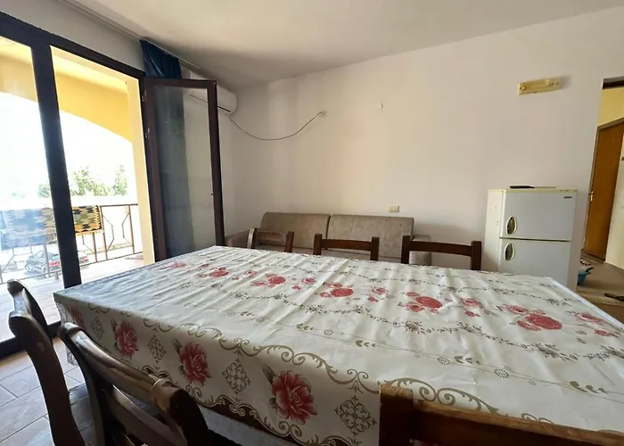 Marina View Apartment *
