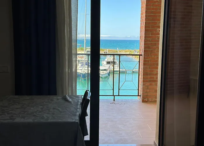Marina View Apartment Vlore