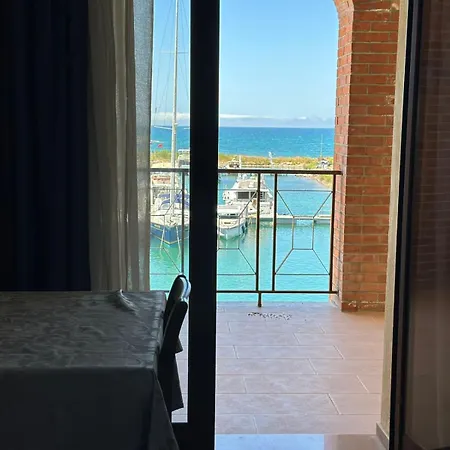 Marina View Appartamento Vlorë