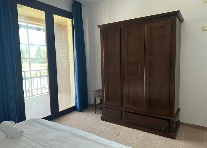 Marina View 公寓 *